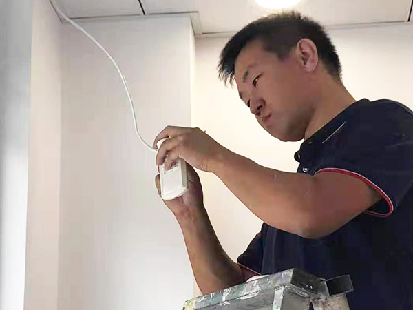 為什么選擇陜西鑫安安防聯網報警服務？看這里，多少人感動了