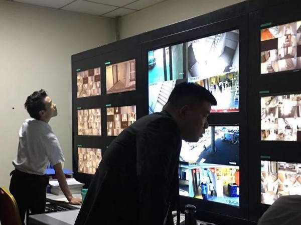 視頻監控攝像頭的智能光敏功能是什么呢？