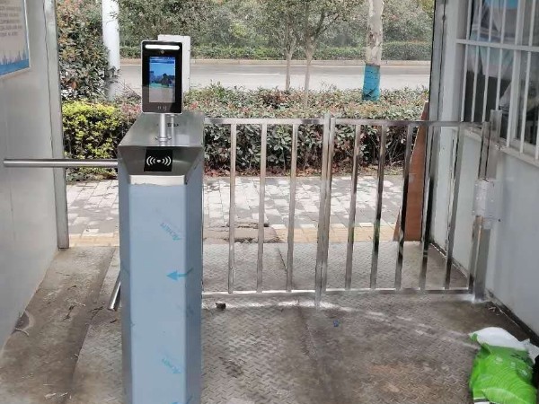 工地通道門禁系統