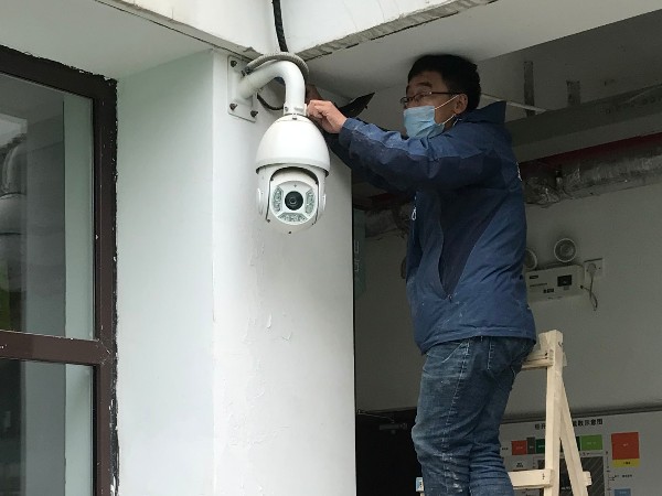 專業問題交給專業人士解決，西安監控攝像頭維修就找鑫安安防！